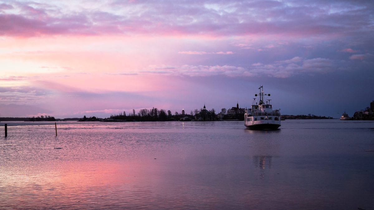 The ferry to Suomenlinna Sea Fortress